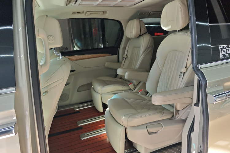 别克GL8 2018款 ES 28T 舒适型 国VI中控内饰21