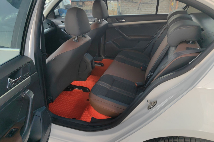 大众 2019款 朗逸启航 1.5L 自动舒适版 国VI中控内饰7001