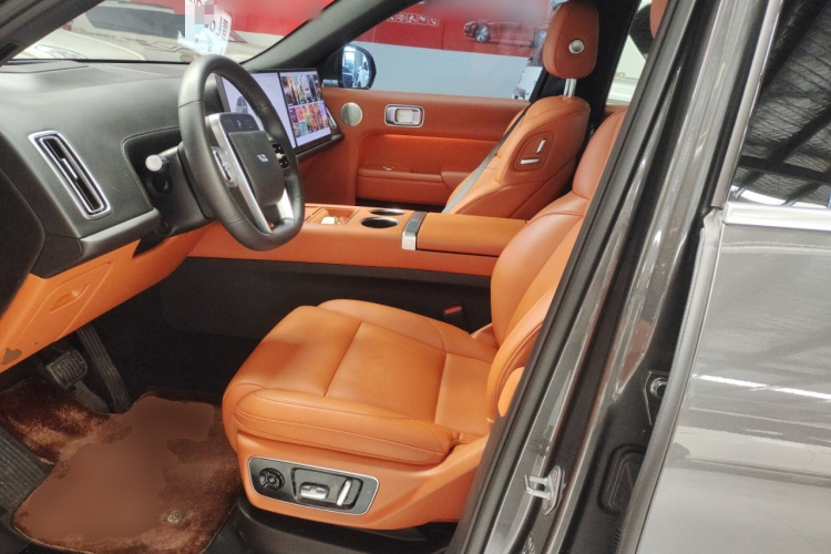 理想汽车 理想L7 2023款 Air中控内饰19