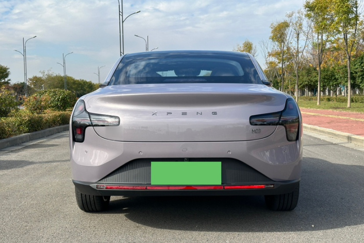 小鹏MONA M03 2025款 600 超长续航 Max车身外观6005