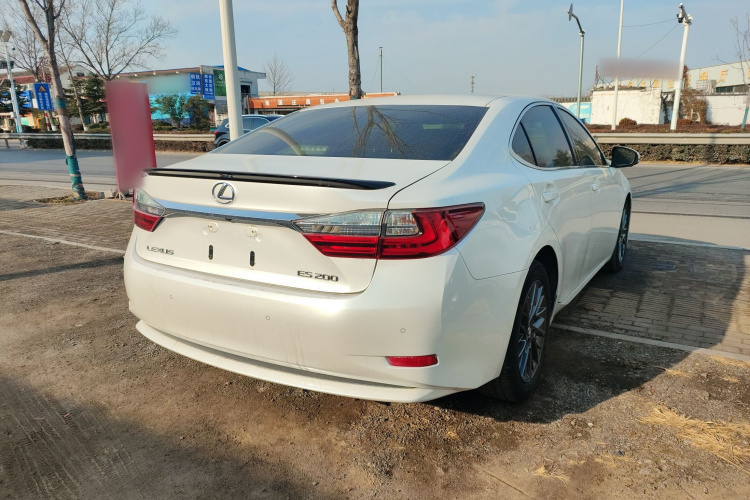 雷克萨斯ES 2017款 200 30周年纪念版车身外观6005