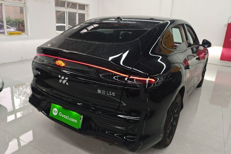 智己汽车 智己LS6 2026款 增程 66 Max+车身外观6005