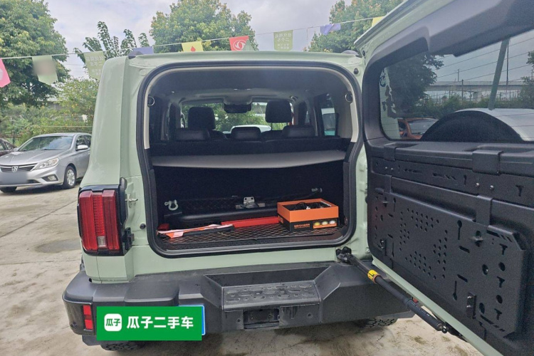 坦克300 2021款 城市版 2.0T 很有型中控内饰23