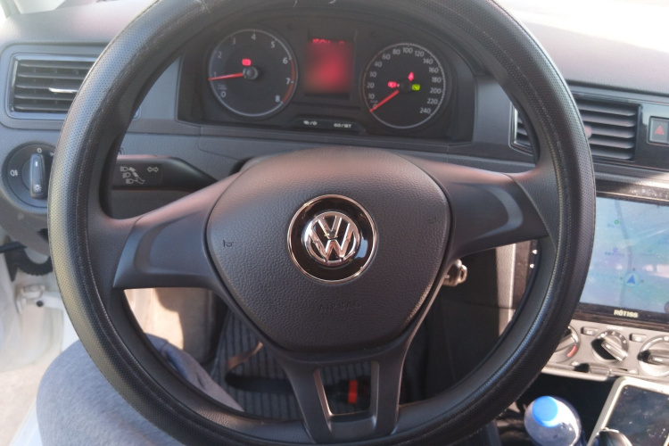 大众 桑塔纳 2016款 1.6L 自动风尚版中控内饰13