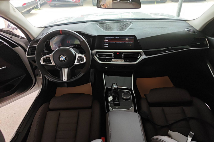 宝马3系 2022款 320Li M运动套装中控内饰12