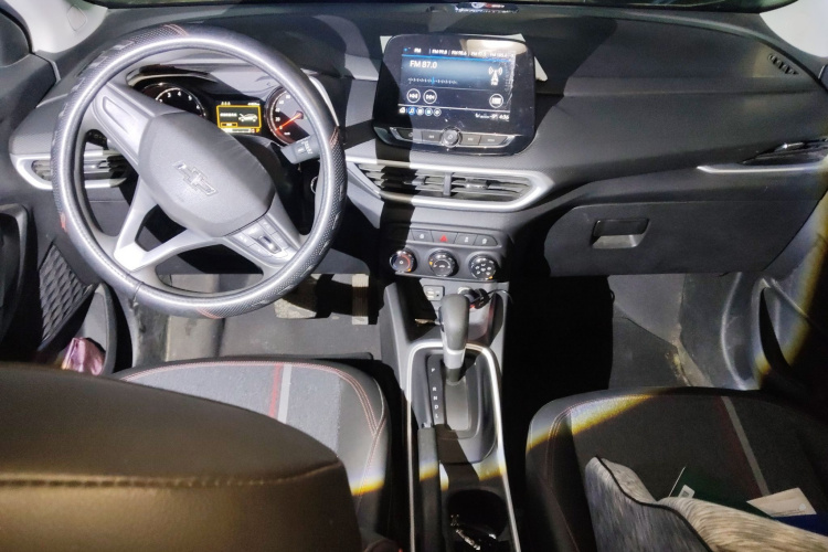 雪佛兰 创酷 2019款 Redline 325T 自动趣版 国VI中控内饰12