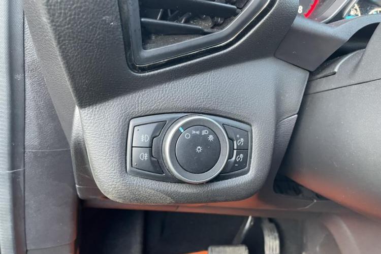 福特 翼虎 2019款 EcoBoost 245 四驱豪翼型 国VI局部细节9013