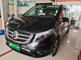 奔驰 威霆 2021款 2.0T 精英版 7座