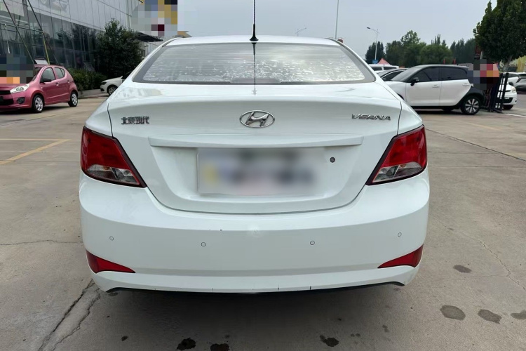 现代 瑞纳 2014款 1.4L 手动智能型GLS车身外观6004