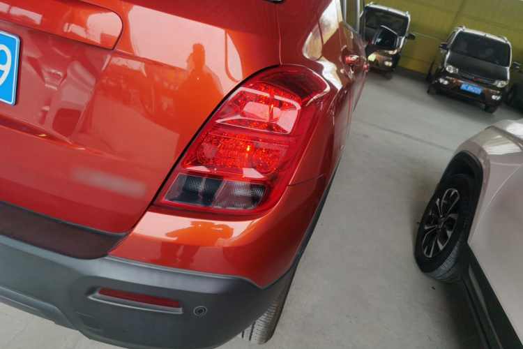 雪佛兰 创酷 2014款 1.4T 自动两驱舒适型车身外观9