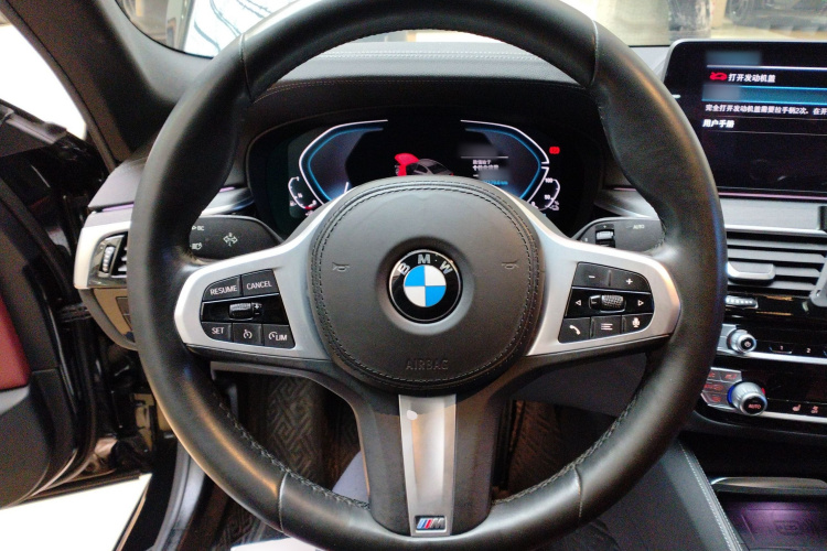 宝马5系新能源 2021款 535Le M运动套装局部细节13