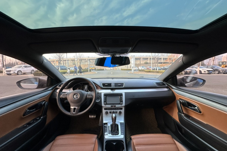 一汽-大众CC 2013款 1.8TSI 豪华型中控内饰7001