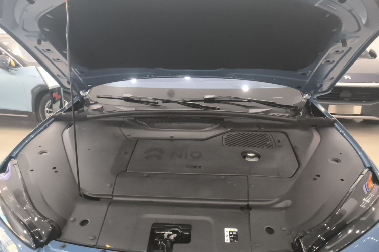 蔚来ES7 2022款 75kWh机舱底盘24