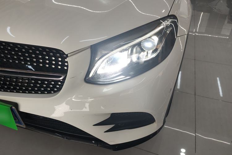 奔驰GLC轿跑 2017款 GLC 200 4MATIC 轿跑SUV局部细节36