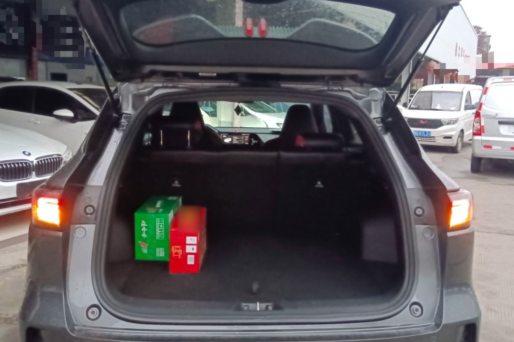 长安CS55PLUS 2024款 第三代 1.5T DCT卓越型机舱底盘23