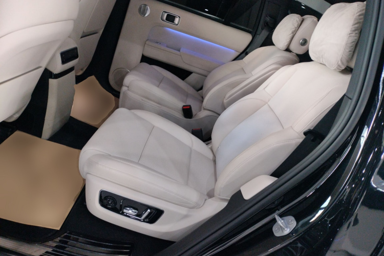 理想汽车 理想L9 2024款 Ultra中控内饰21