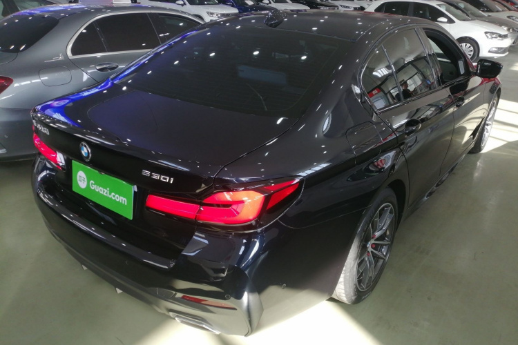 宝马5系(进口) 2022款 改款 525i M运动套装车身外观6005