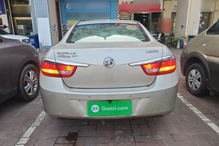 别克 英朗 2013款 GT 1.6L 自动时尚版车身外观6