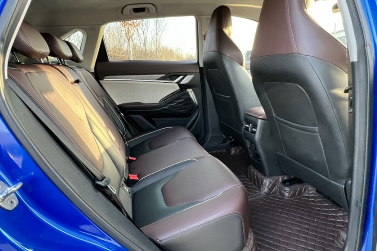 思皓QX 2021款 300T DCT追光版中控内饰7004