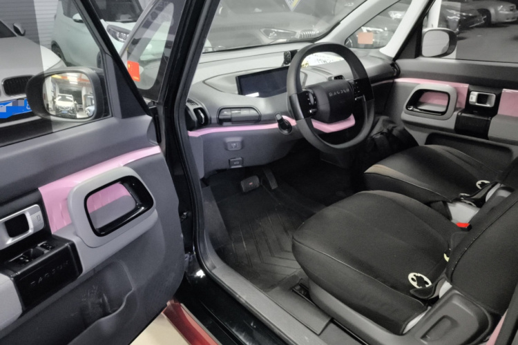 宝骏E300 2020款 Plus 星际智行版中控内饰7003