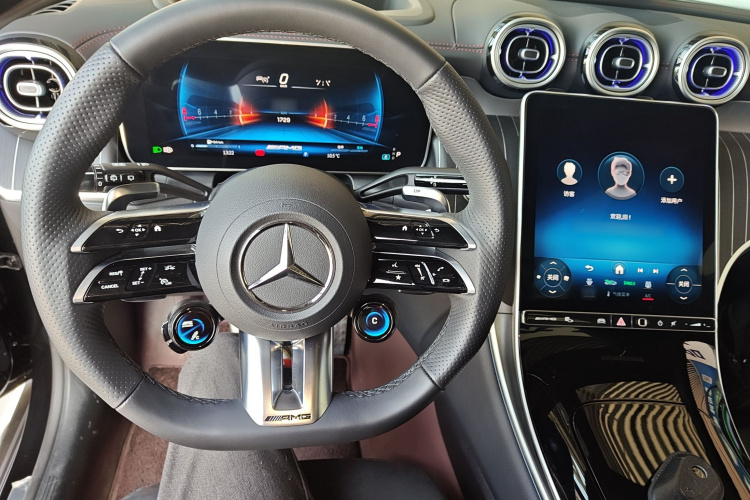 奔驰GLC AMG 2024款 AMG GLC 43 4MATIC中控内饰13