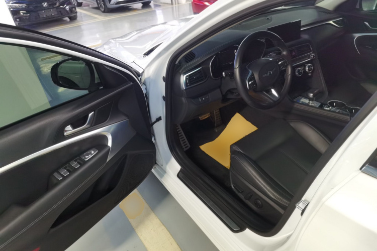捷尼赛思G70 2021款 2.0T 后驱豪华版中控内饰20