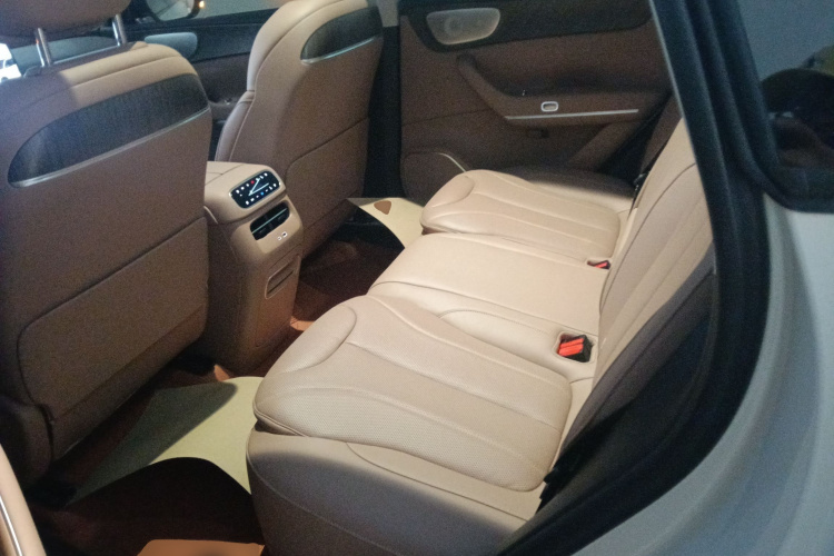 零跑汽车 零跑C11 2026款 增程 300激光雷达智尊版中控内饰21