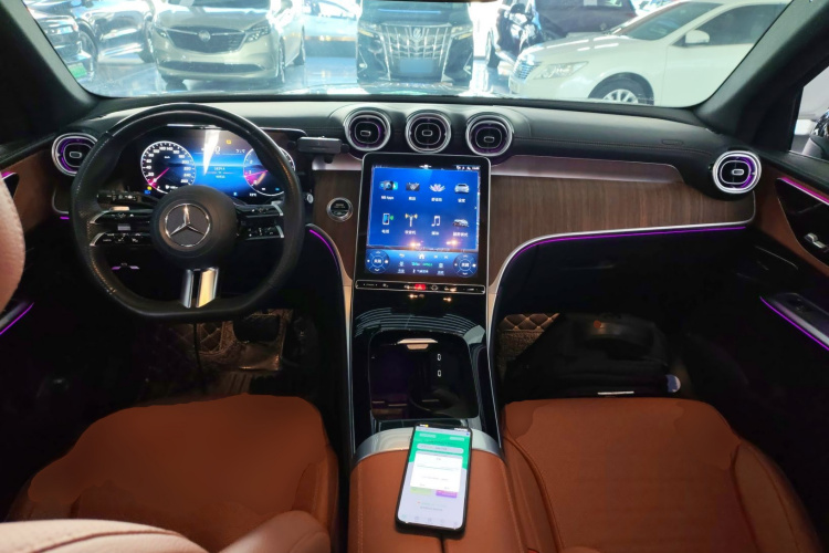 奔驰GLC 2023款 GLC 300 L 4MATIC 动感型 7座中控内饰12