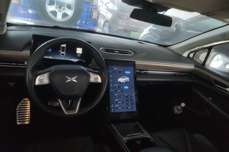 小鹏P5 2021款 460G中控内饰12