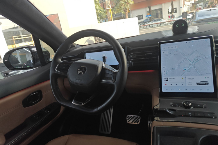 蔚来ES6 2020款 430KM 性能版中控内饰13