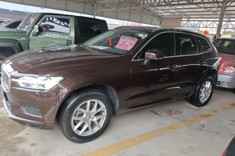 沃尔沃XC60 2019款 T5 四驱智逸版 国VI车身外观4