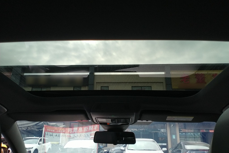 大众 高尔夫 2025款 改款 300TSI R-Line中控内饰22