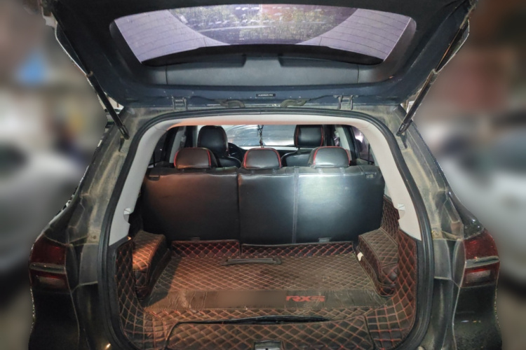 荣威RX5 2018款 20T 两驱手动互联网智尊版中控内饰23