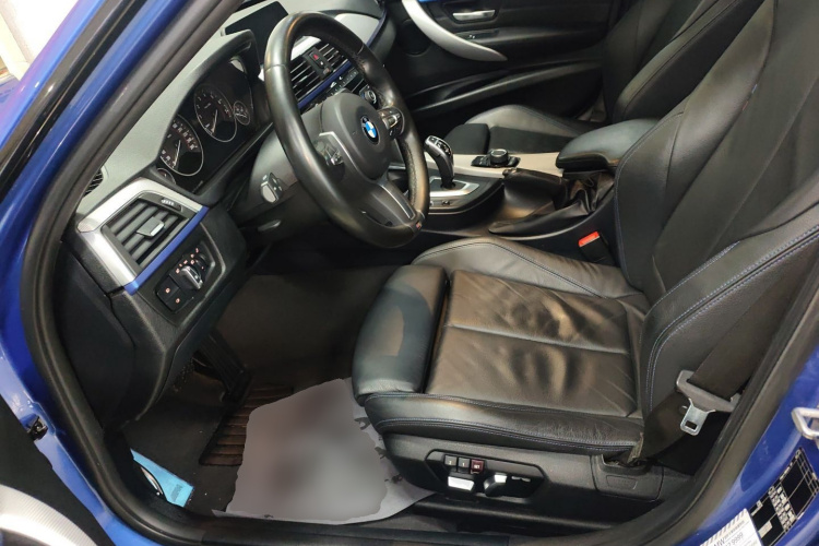 宝马3系 2019款 320i M运动套装局部细节19