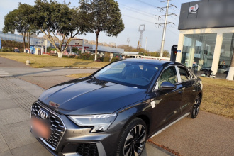 奥迪A3 2024款 A3L Limousine 35 TFSI 时尚运动型