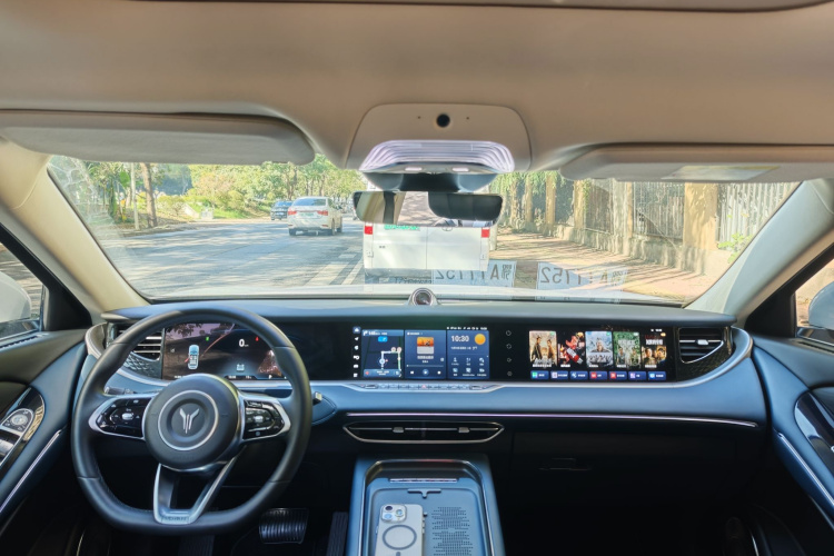 岚图汽车 岚图FREE 2024款 超长续航智驾版中控内饰7004