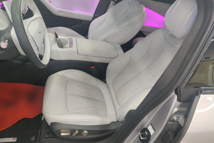 小鹏P7+ 2024款 长续航 Max中控内饰19