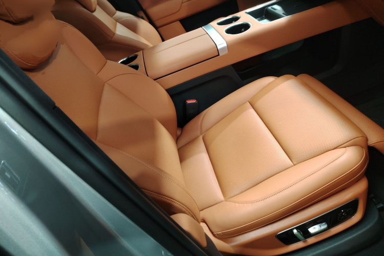 理想汽车 理想L9 2022款 Max局部细节41