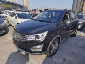 宝骏560 2016款 1.8L iAMT豪华型