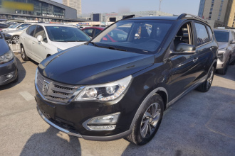 宝骏560 2016款 1.8L iAMT豪华型