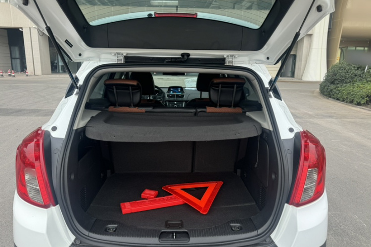 别克 昂科拉 2014款 1.4T 自动两驱都市领先型中控内饰7009