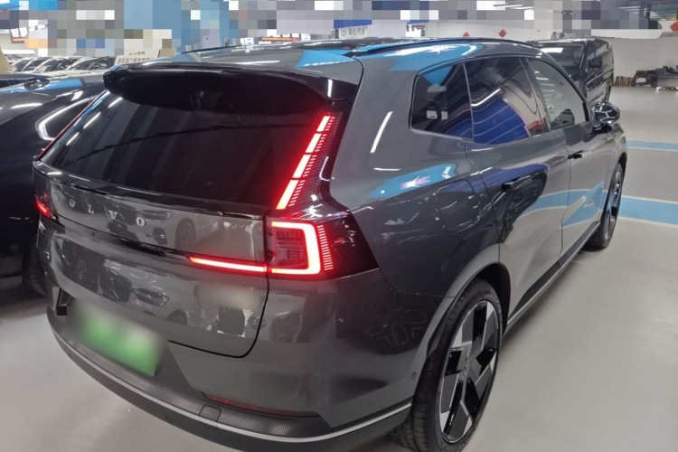 沃尔沃XC70插电式混动 2026款 四驱超长续航Ultra车身外观7