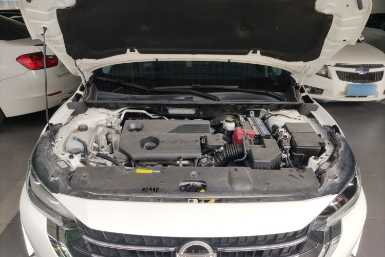 日产 轩逸 2023款 1.6L CVT悦享版机舱底盘24