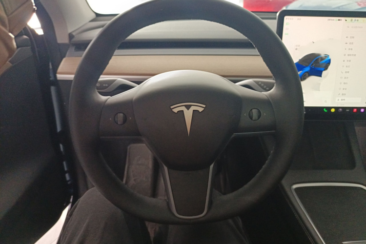 特斯拉 Model Y 2022款 长续航全轮驱动版局部细节13