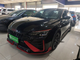 东风风神 奕炫MAX 2021款 1.5T 暗夜锋芒版