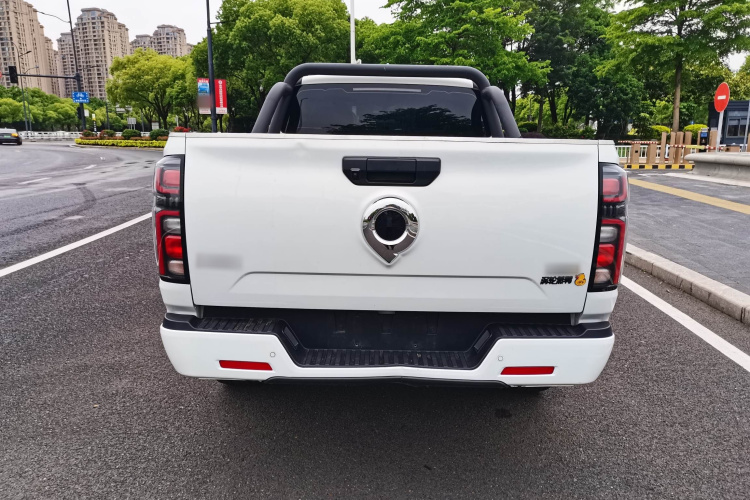长城 炮 2023款 2.0T商用版自动柴油四驱精英型长箱GW4D20M车身外观6003