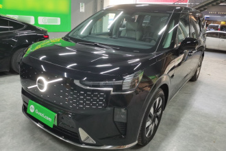 沃尔沃EM90 2025款 Ultra 六座