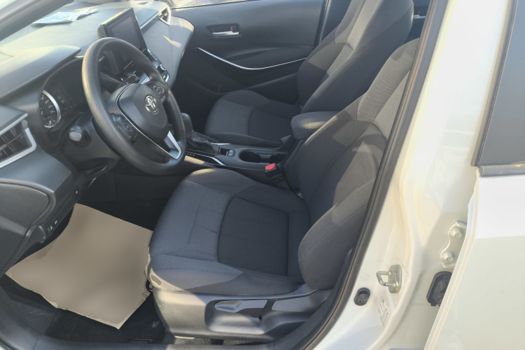 丰田 雷凌 2021款 双擎 1.8H E-CVT领先版中控内饰19