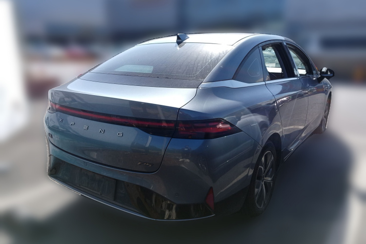 小鹏P5 2021款 550G车身外观6005