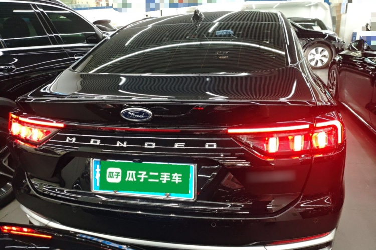 福特 蒙迪欧 2025款 2.0T EcoBoost 豪华型车身外观6004